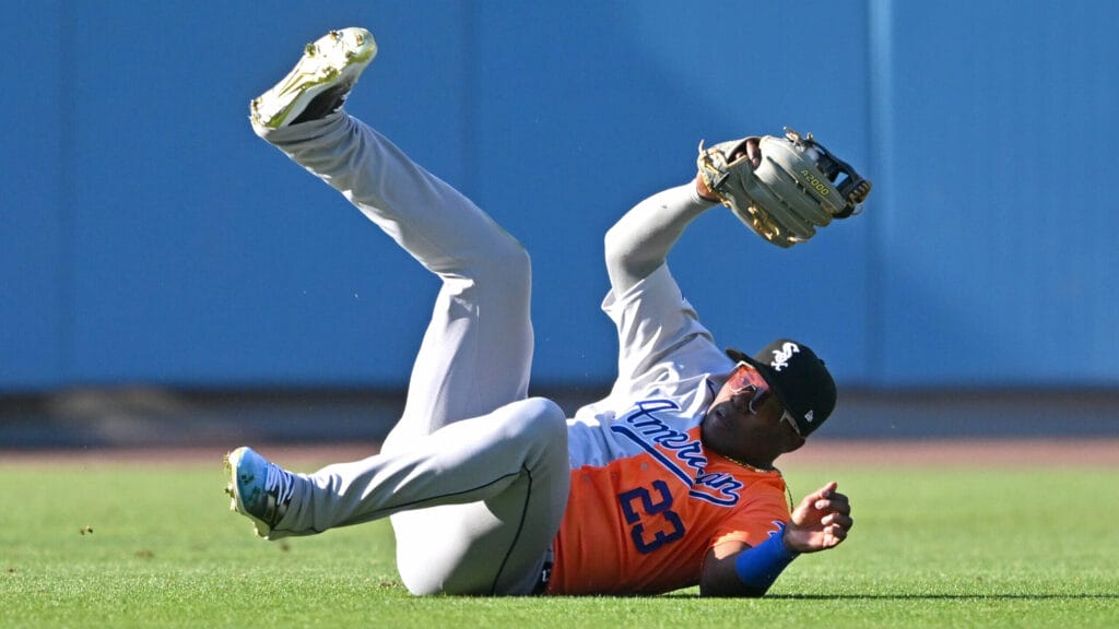 White Sox’ right-field battle underway, with Oscar Colás, Gavin Sheets bullish on what they can do in 2023