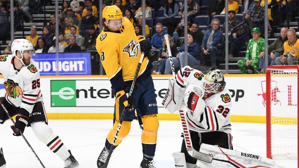 Three Hawks Hits: Alex Stalock steals a win for the Blackhawks over the Nashville Predators
