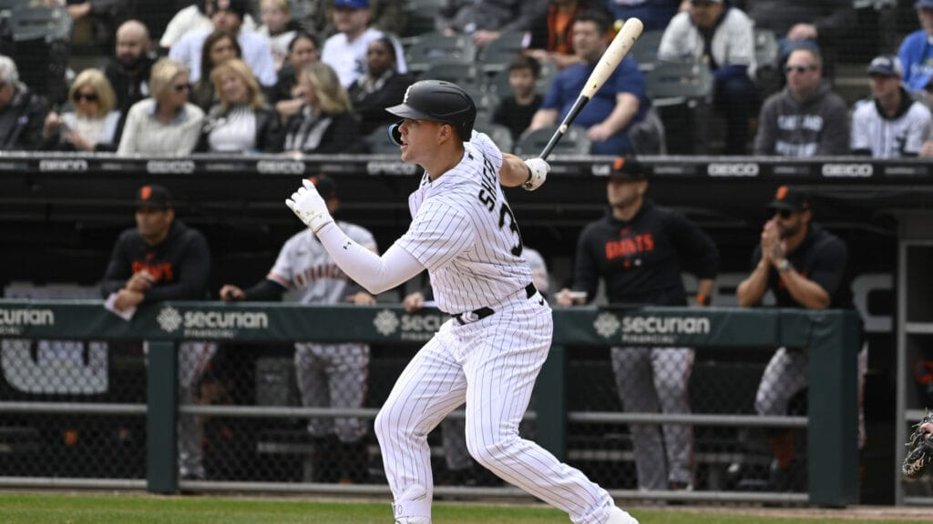 White Sox set ‘platoon’ plan to weather Eloy Jiménez absence, which they don’t think will last long