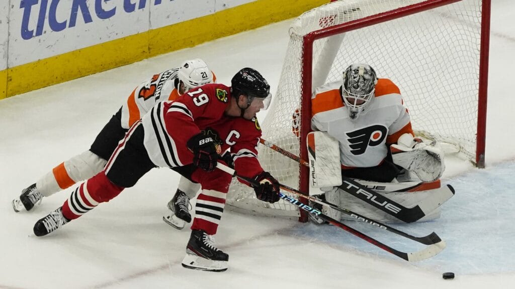 Three Hawks Hits: Our Favorite Jonathan Toews Moments
