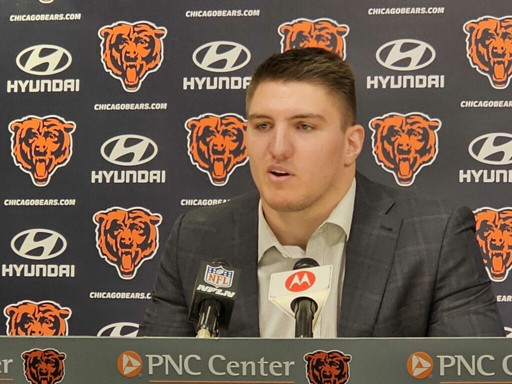 Jack Sanborn, David Montgomery named Brian Piccolo Award winners