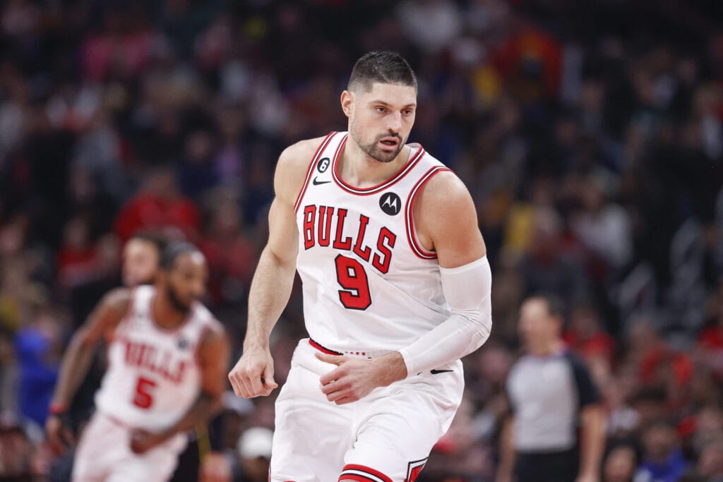 What do the Chicago Bulls need to ask themselves before extending Nikola Vucevic