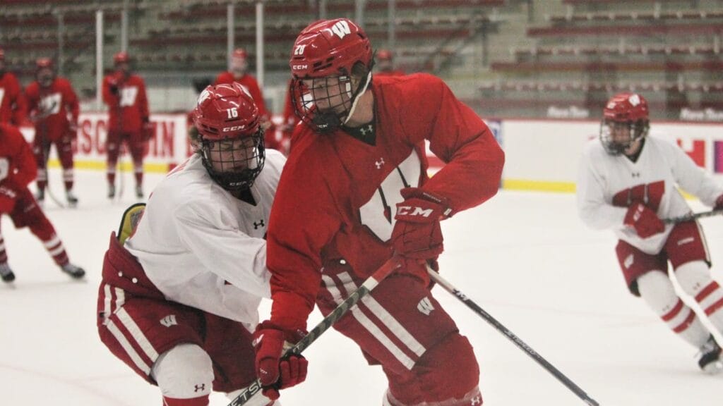 Chicago Blackhawks NHL Draft Profile: Wisconsin’s Charlie Stramel brings a physical two-way presence