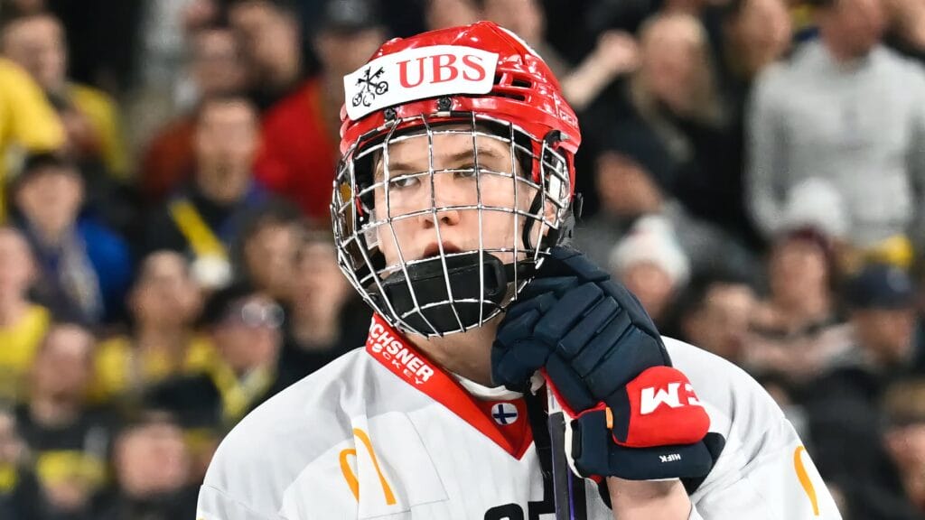 Chicago Blackhawks NHL Draft Profile: Daniil But brings size & skill from Russia