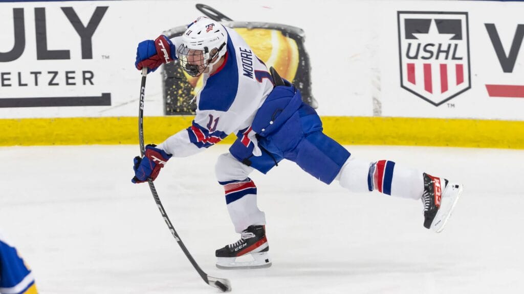 Chicago Blackhawks NHL Draft Profile: USNDTP’s Oliver Moore brings elite speed, two-way play