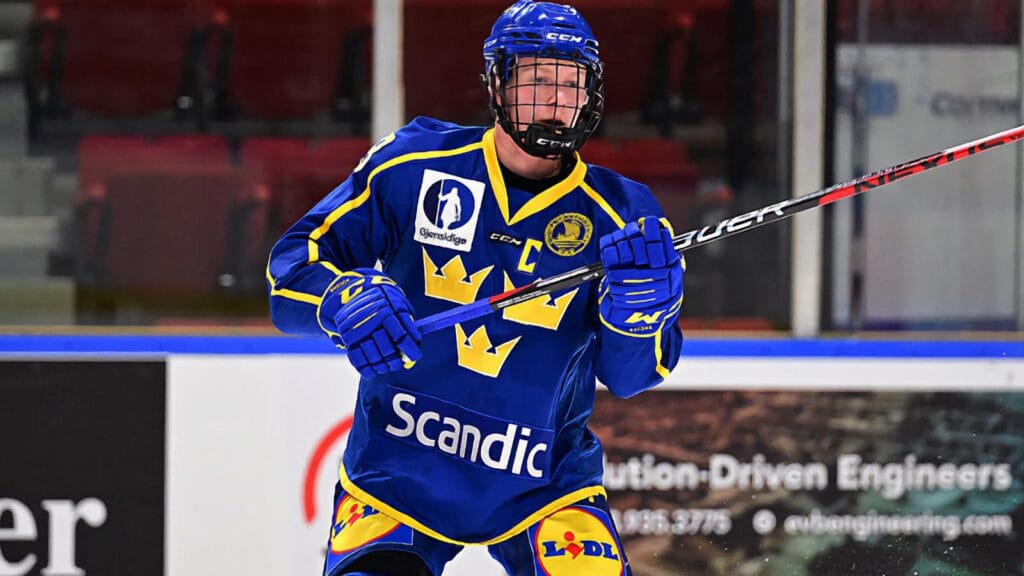 Chicago Blackhawks NHL Draft Profile: Otto Stenberg’s shot and high-motor game make him a desirable first-round talent