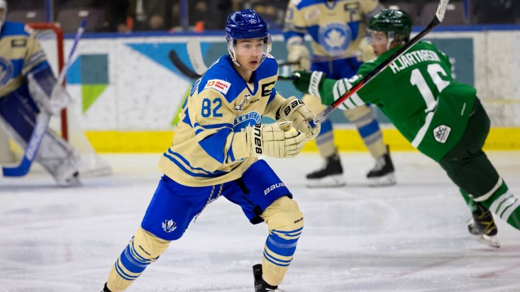 Chicago Blackhawks NHL Draft Profile: Bradly Nadeau is an elite sniper