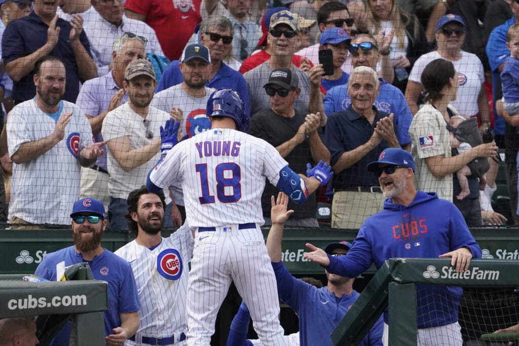 Cubs get back into wild card position with a win over the Rockies