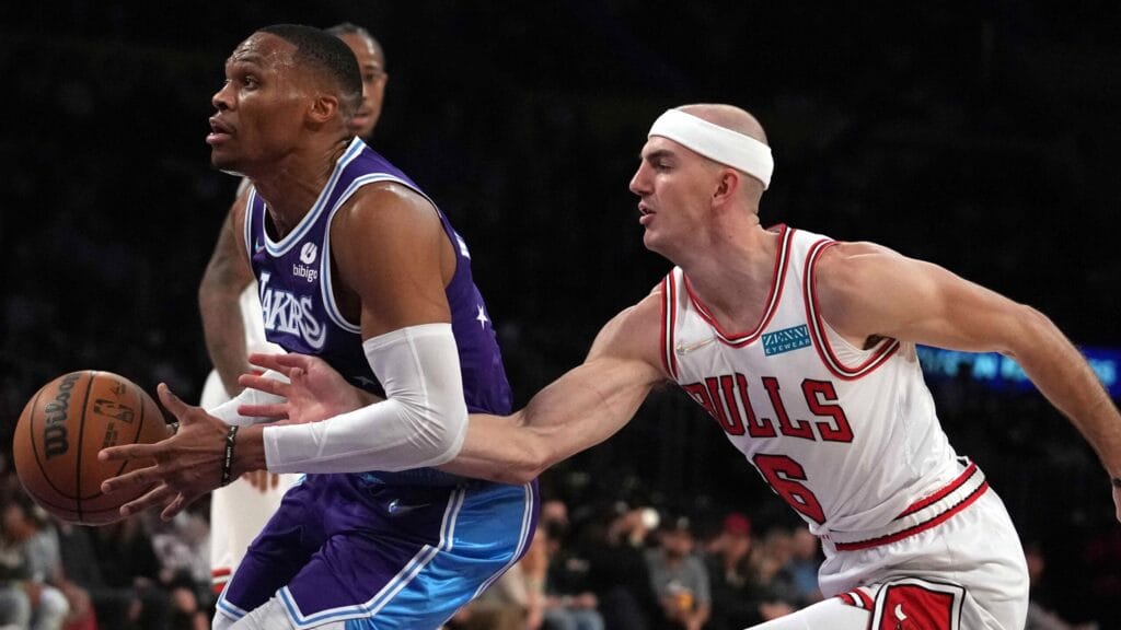 In case you forgot how good Alex Caruso is on defense