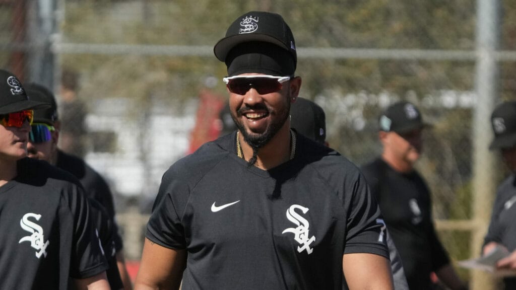‘Reward him with something dope’: The White Sox want to win one for José Abreu