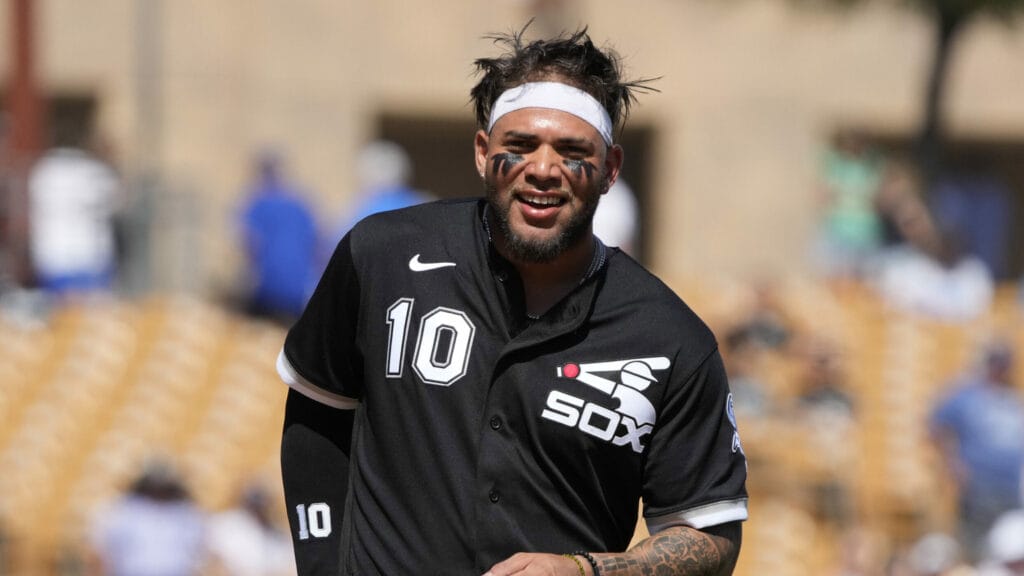 White Sox back where they were last year as Yoán Moncada hits injured list