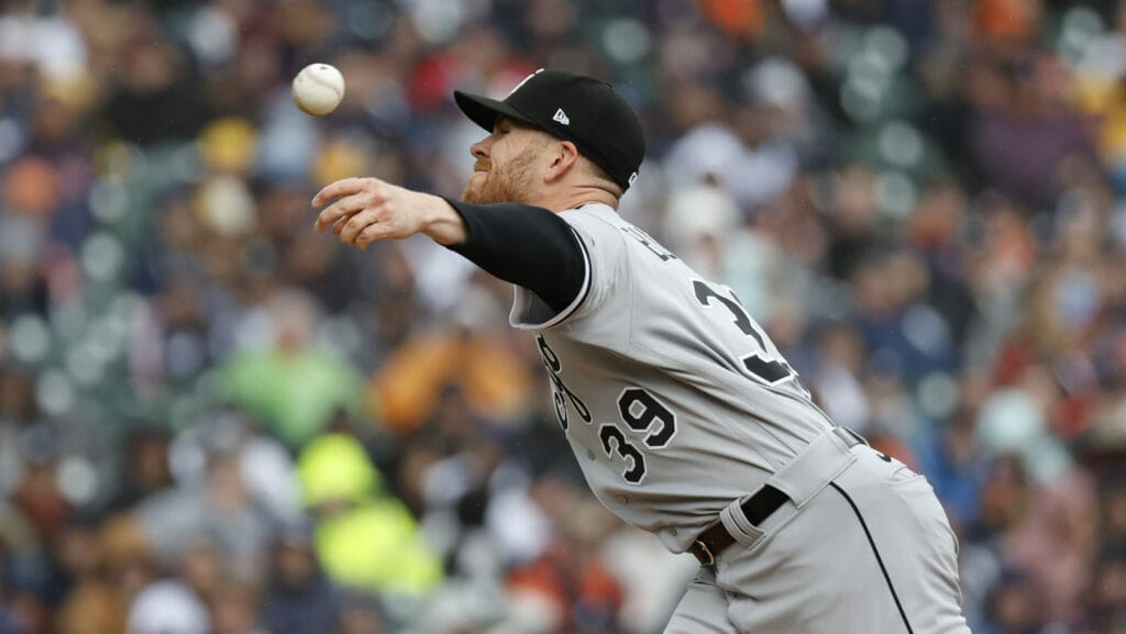 With pitching injuries piling up, it’s hammer time for a tested White Sox bullpen