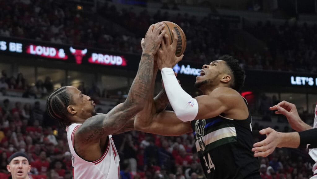 Bulls-Bucks Game 4 grades: Two teams in different leagues