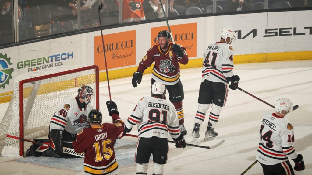 Chicago Wolves show their teeth in Game 1 rout of Rockford IceHogs
