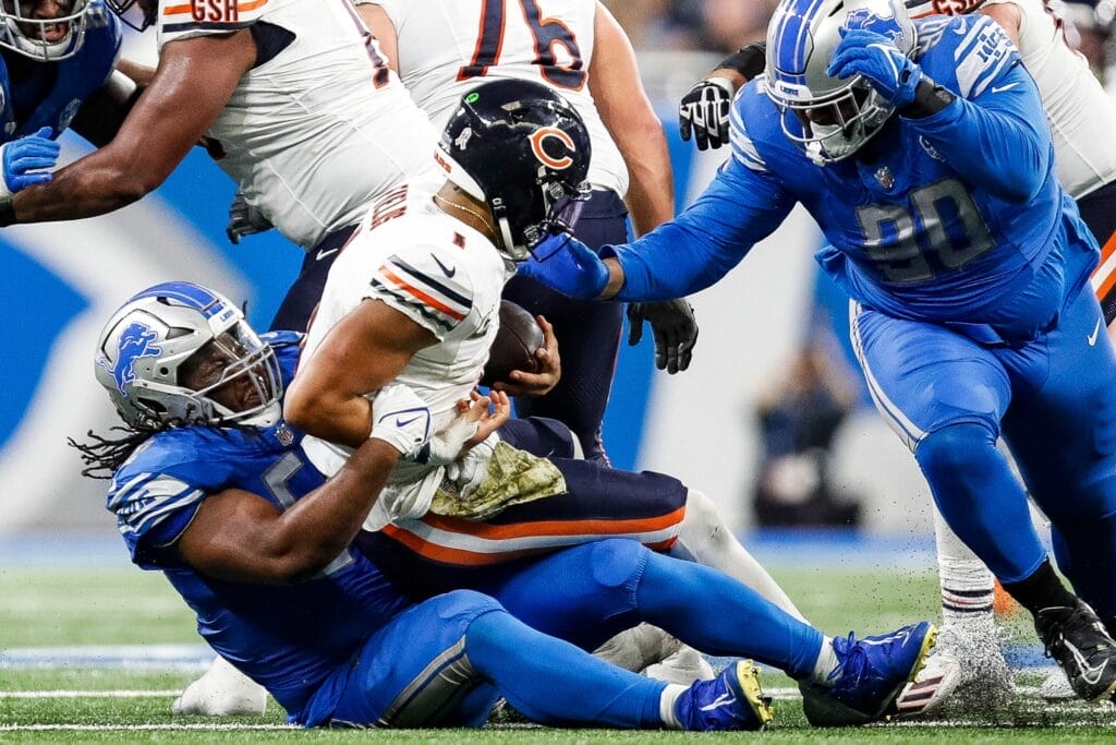 Bears fail to finish in devasting loss to the Lions