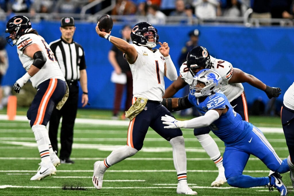 Bears quarterback Justin Fields still has full faith in rookie wide receiver Tyler Scott