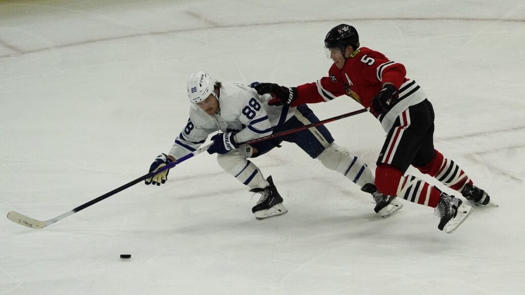 Blackhawks Diehard Mailbag: Luke Richardson’s Lines, Targeting William Nylander, Thanksgiving Takes & more