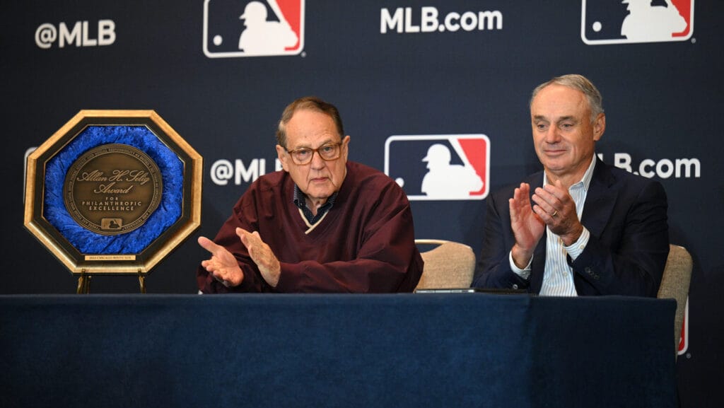 White Sox chairman Jerry Reinsdorf