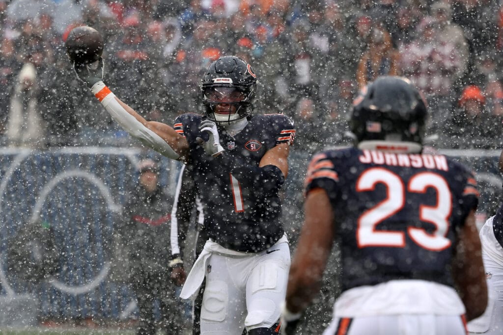 Justin Fields leads the Bears to a blowout victory over the Falcons in final home game of the 2023 season
