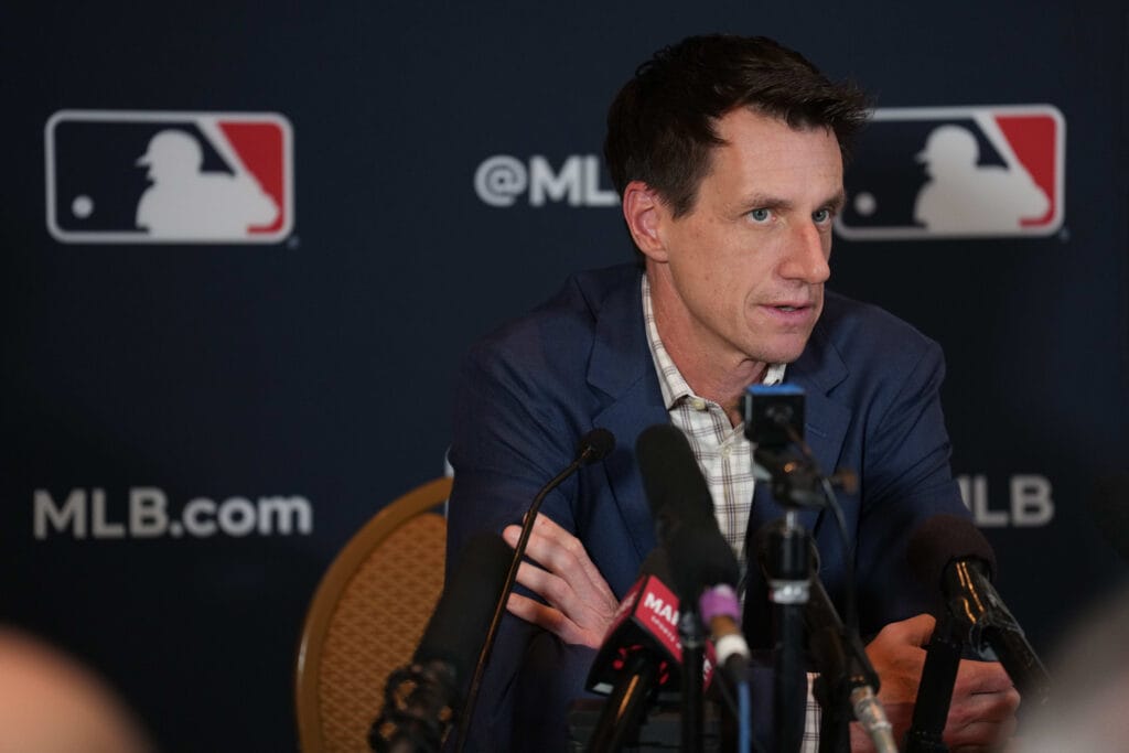 Cubs announce 2024 coaching staff under Craig Counsell