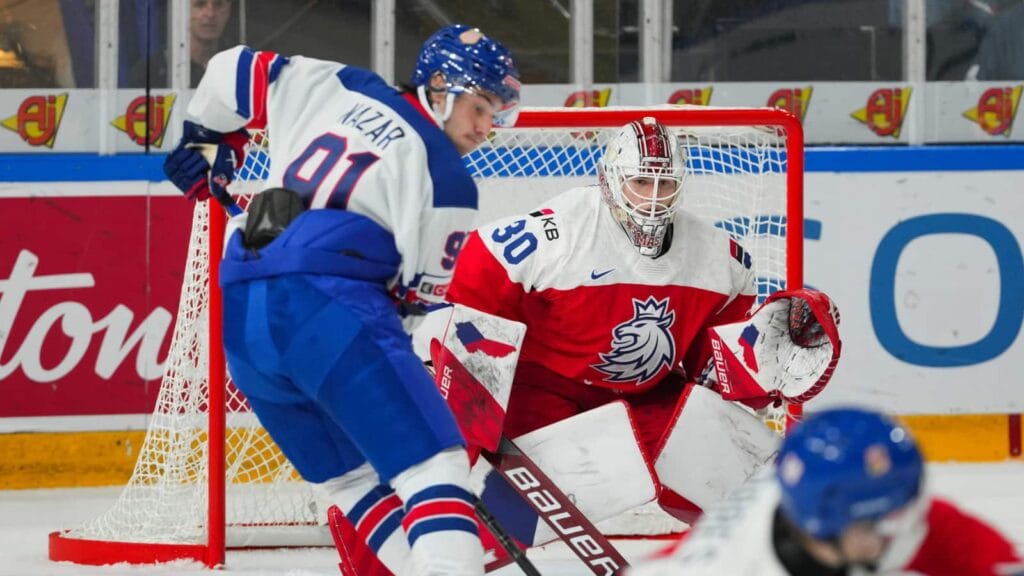 Blackhawks Rebuild Report: Frank Nazar leads quadrant of Chicago’s U.S. prospects at World Junior Championships