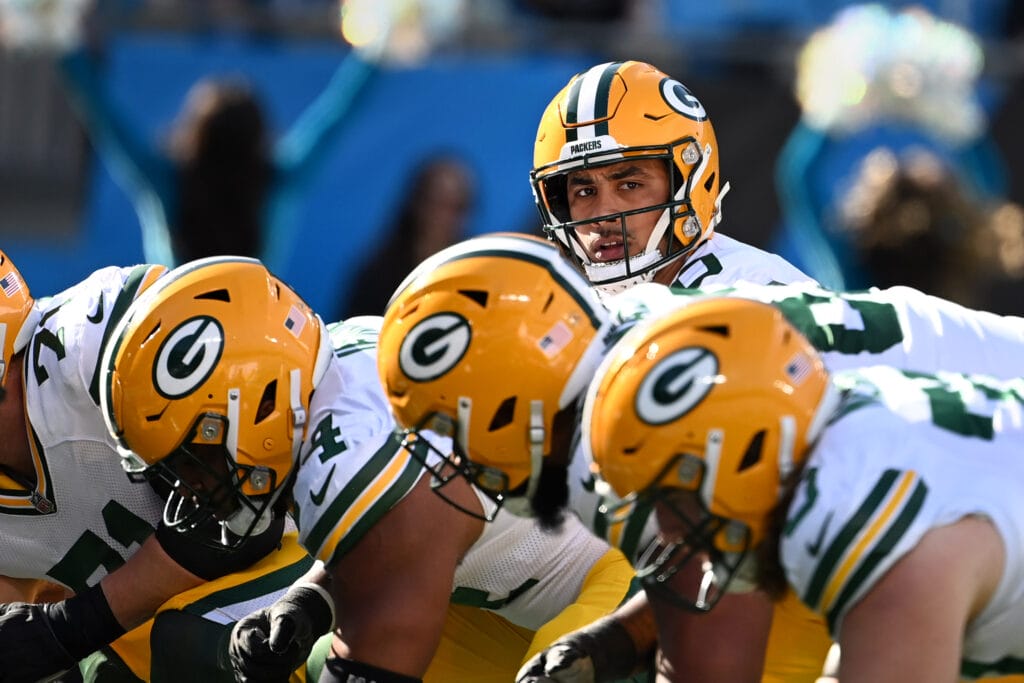 Hoge’s Bears Things: The Chicago Bears have a new quarterback problem up north with Jordan Love