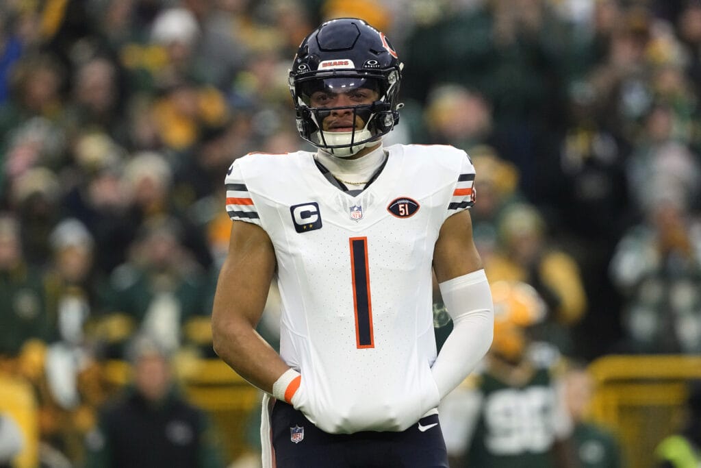 ‘Of course I want to stay:’ Justin Fields opens up on future with the Chicago Bears after unfollowing the team on Instagram