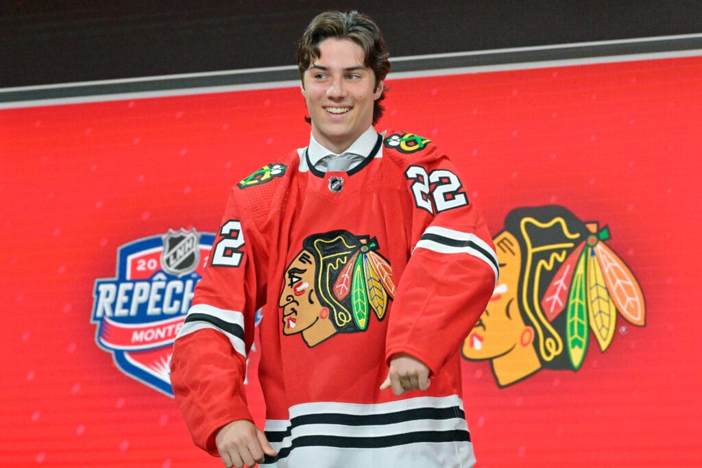 Top Prospect Frank Nazar signs entry-level deal with Chicago Blackhawks