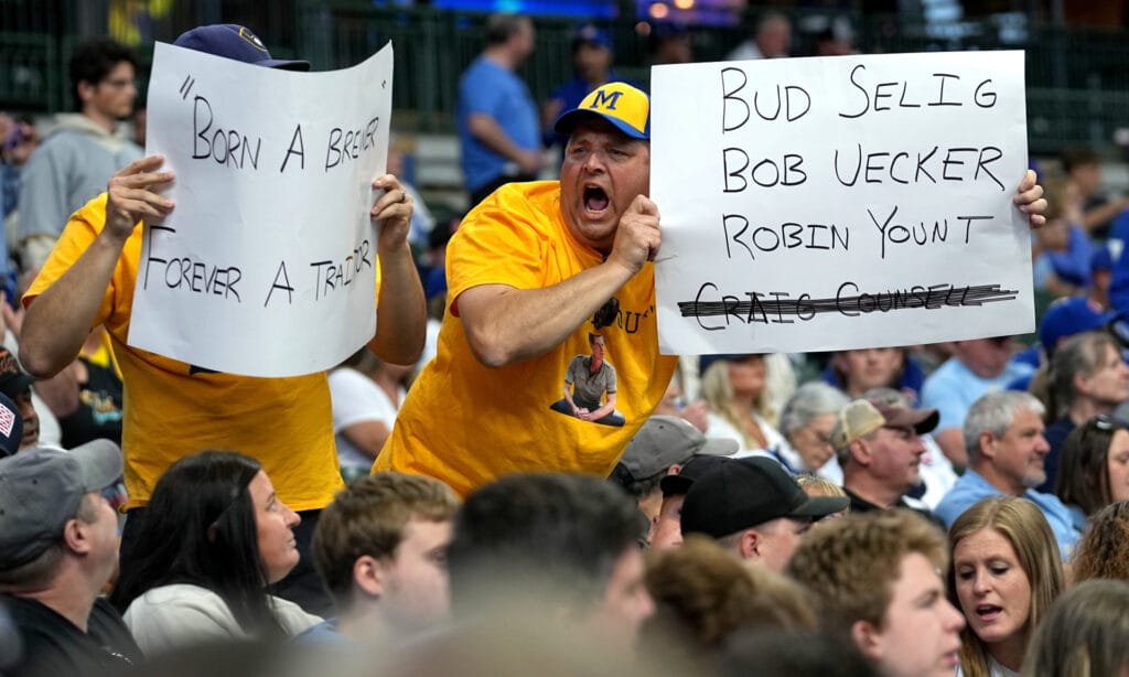 CHGO Digest: Counsell returns, Cubs & Sox sputtering, Angel embracing Chicago Way