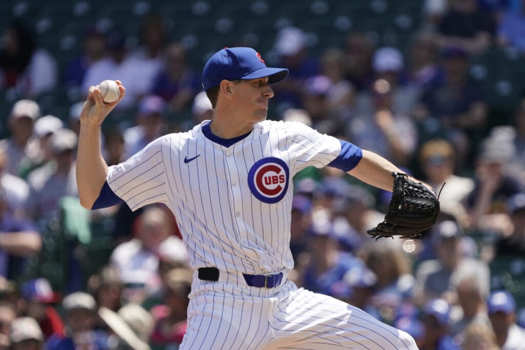 Chicago Cubs pitcher Kyle Hendricks (28) throws the ball against the Los Angeles Angels during the first inning at Wrigley Field.