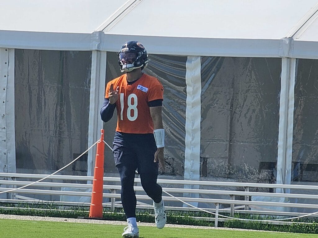 Chicago Bears Training Camp Day 5: Caleb Williams making Patrick Mahomes-type throws in practice