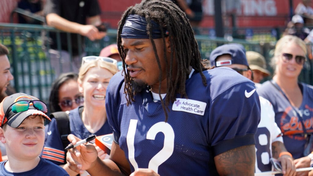 Chicago Bears' Velus Jones Jr. signing autographs at training camp