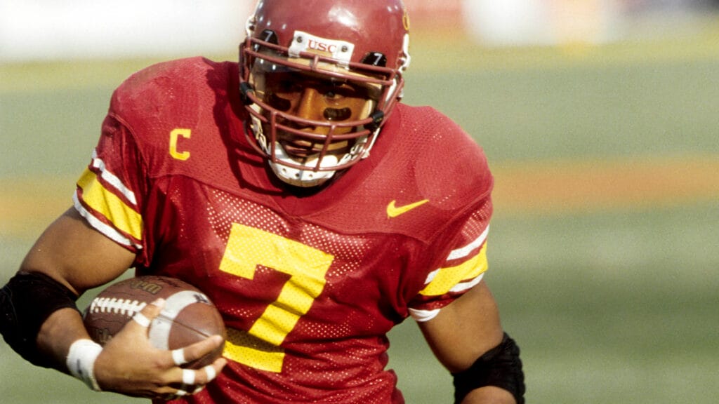 Current Bears RB coach Chad Morton in college at USC