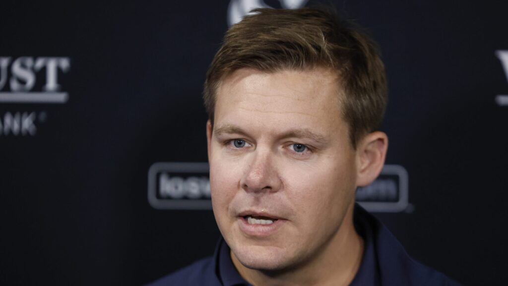 White Sox general manager Chris Getz