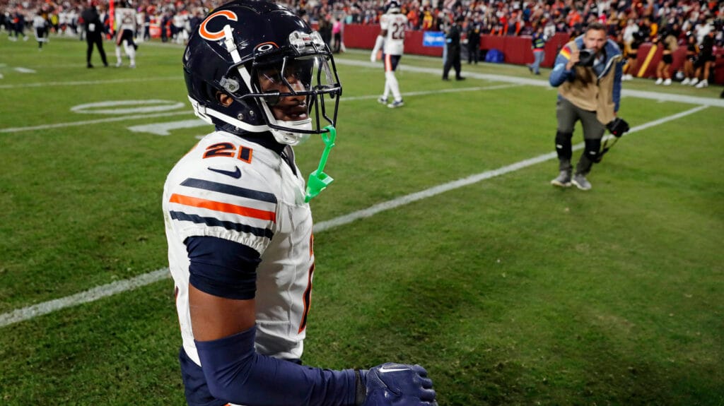 Bears corner Jaylon Jones after the game-winning touchdown for Washington