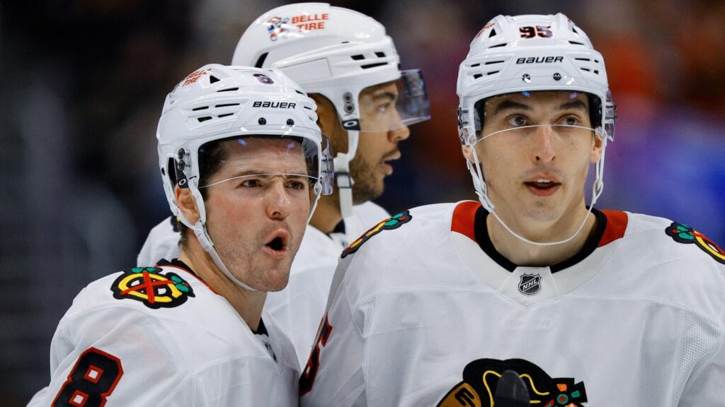 Morning Chirps: Third line’s two-way play leads the Blackhawks to victory