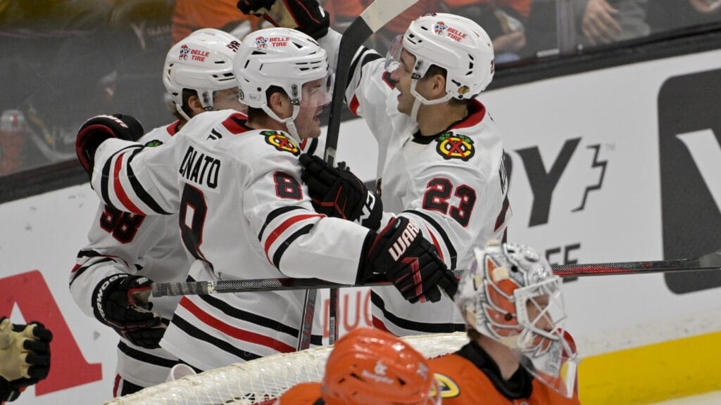 Morning Chirps: Arvid Soderblom was the backbone in Blackhawks’ victory over Ducks
