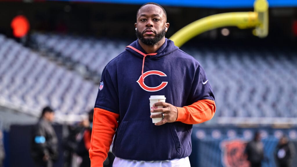 Chicago Bears offensive coordinator Thomas Brown