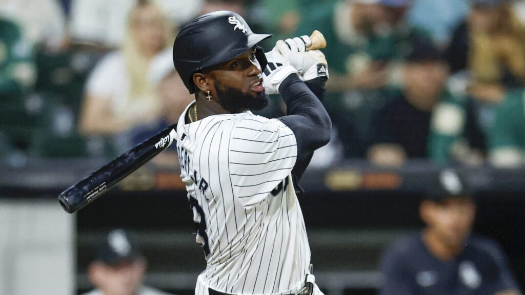Luis Robert Jr. is involved in White Sox trade rumors