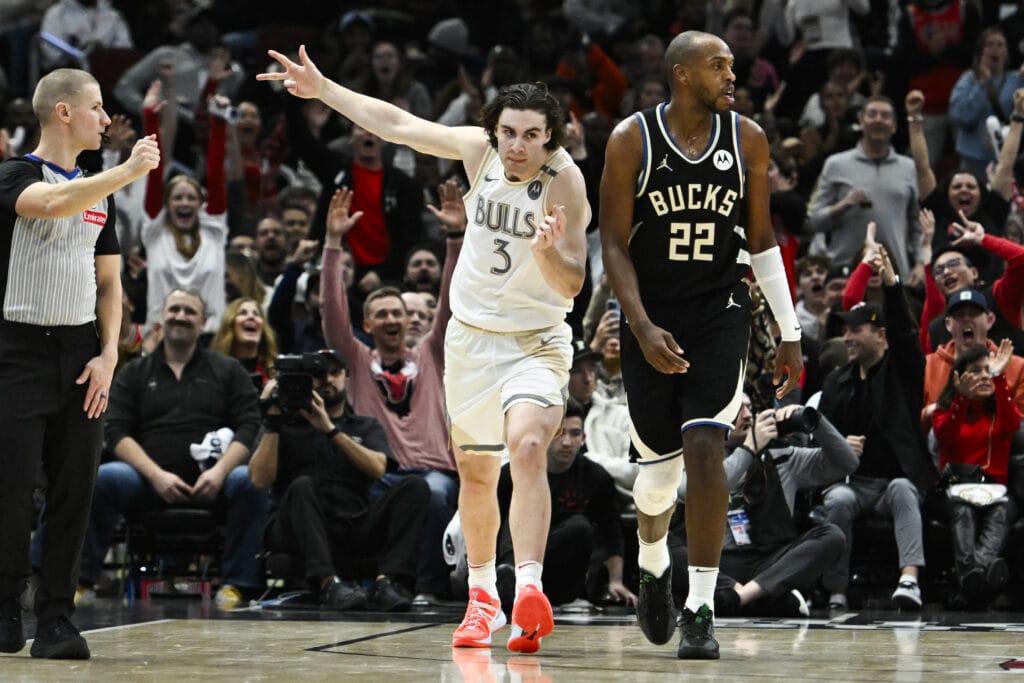 Josh Giddey’s key defense, shooting outshine his triple-double