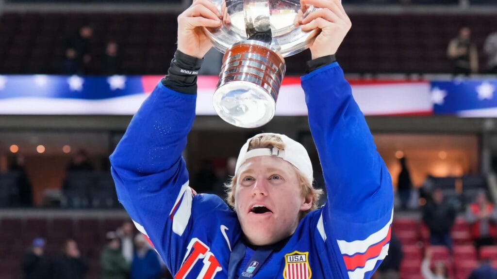 Blackhawks Rebuild Report: Oliver Moore helps USA go back-to-back at World Junior Championships