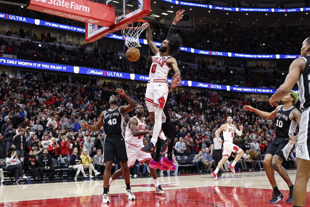 Coby posterizes Wemby to seal Bulls win