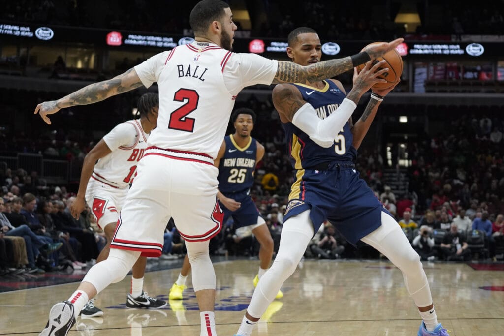 The defensive play that makes Lonzo Ball look like his former self