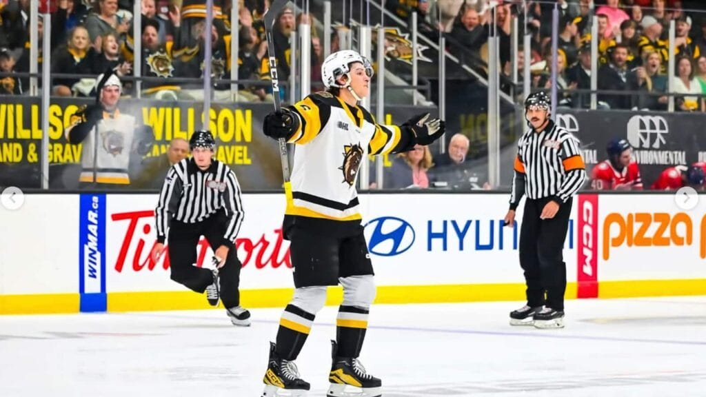 Chicago Blackhawks Rebuild Report: Nick Lardis continues monster OHL season