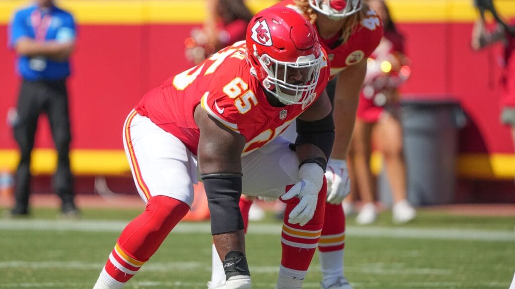 Kansas City Chiefs guard and potential Chicago Bears free agent target, Trey Smith.