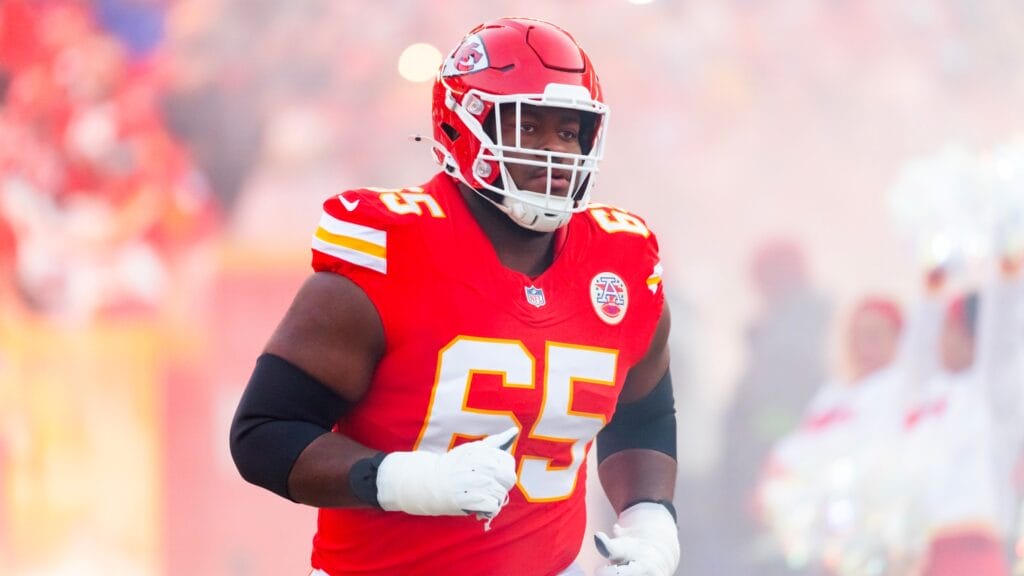 Kansas City Chiefs guard Trey Smith