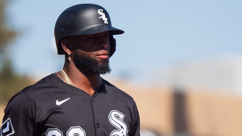 Chicago White Sox centerfielder Luis Robert Jr.