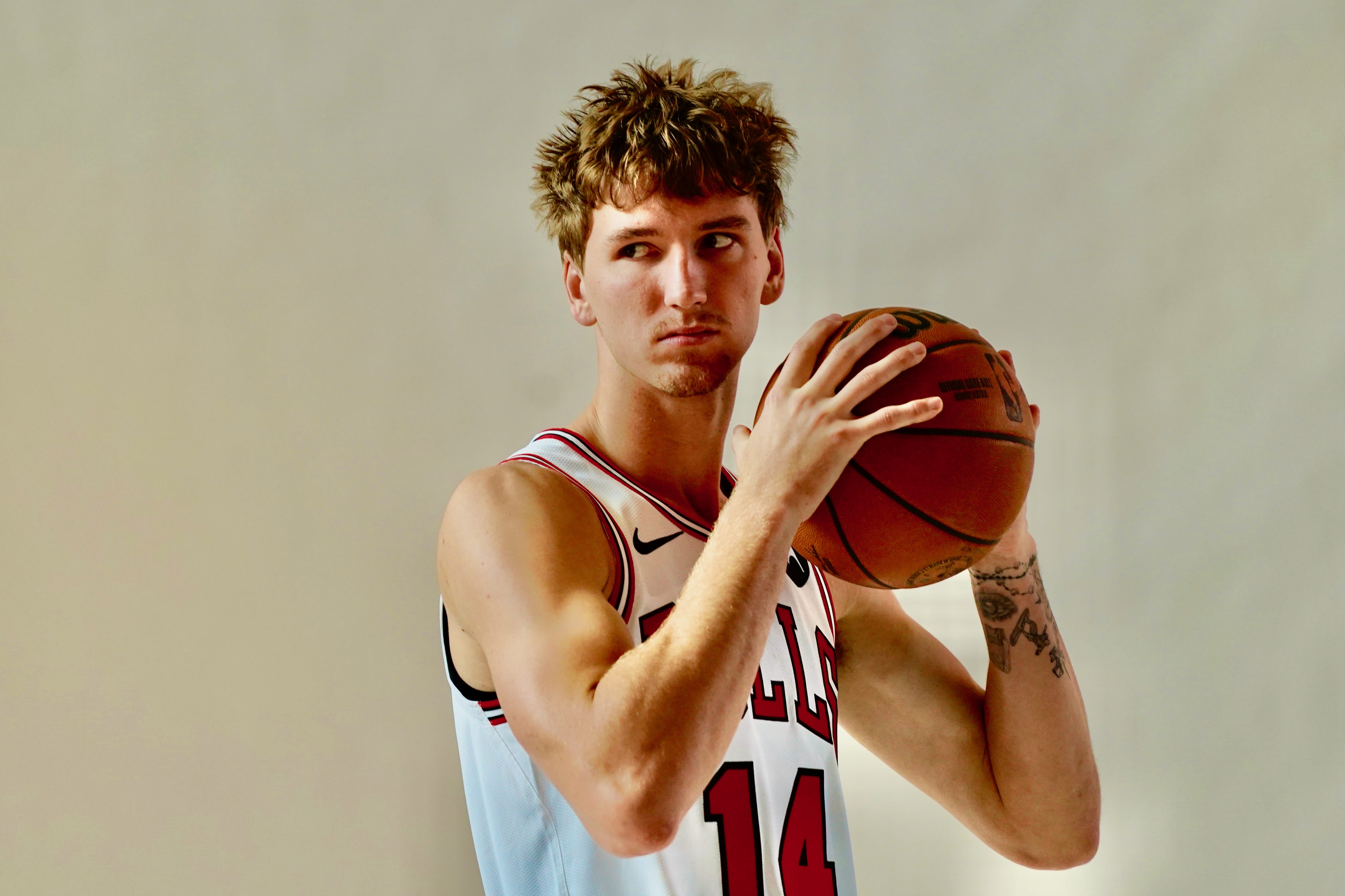 Chicago Bulls forward Matas Buzelis (14) poses for photos during Chicago Bulls Media Day.