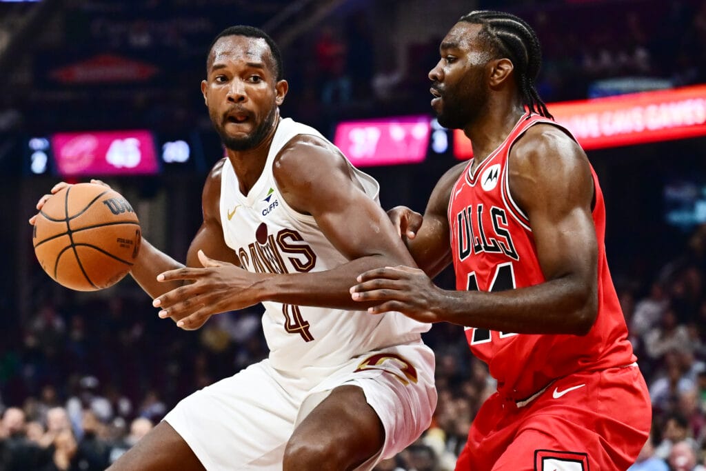Instant Reactions: Bulls return to action, win preseason opener