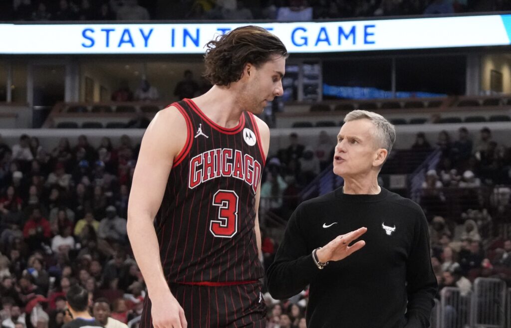 Dec 27, 2025; Chicago, Illinois, USA; Chicago Bulls head coach Billy Donovan talks with guard Josh Giddey (3) during the second half of the game against the Milwaukee Bucks at United Center.